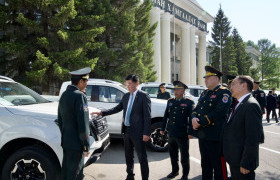 ЦЭРГИЙН АНГИУДАД ТУУЛАХ ЧАДВАР САЙТАЙ ШИНЭ АВТОМАШИН ГАРДУУЛАВ