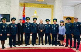 УИХ-ын гишүүн Ж.Золжаргал хилчин хурандаа нарын төлөөлөлтэй уулзлаа