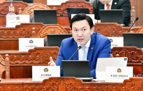 Н.Учрал: Засгийн газар машин техникээр бол эко хэмнэлтийн горимд шилжлээ