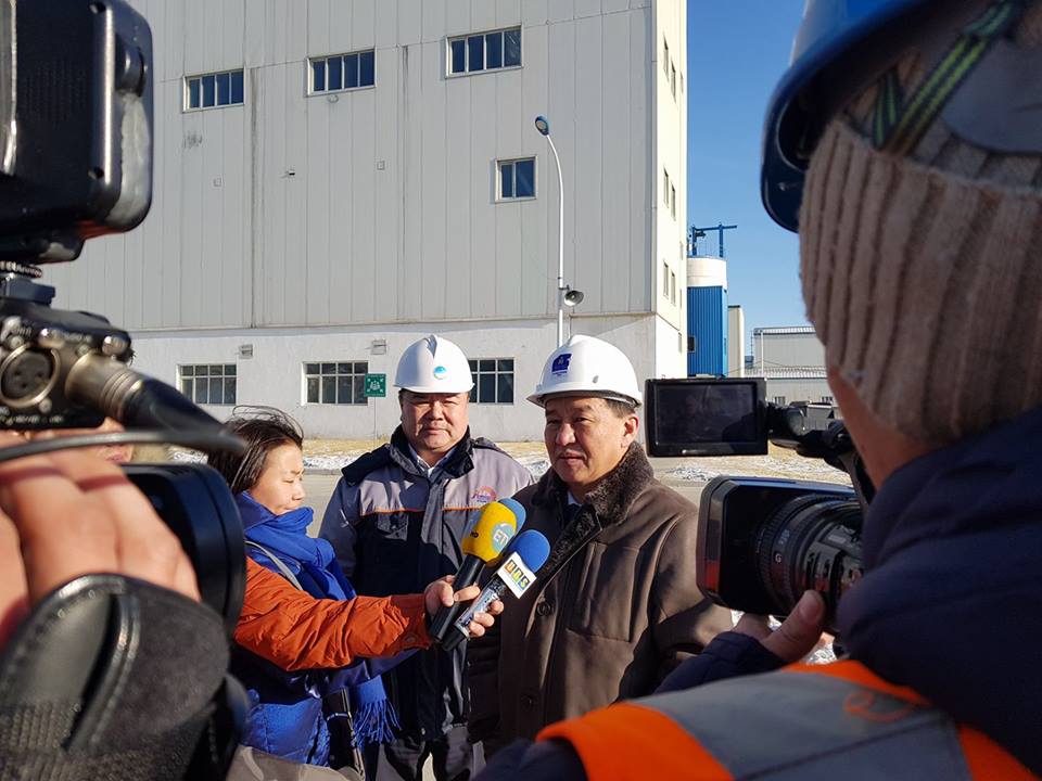 Эрчим хүчний сайд Ц.Даваасүрэн “Амгалан дулааны станц” ХХК-ийн ажил байдалтай танилцлаа