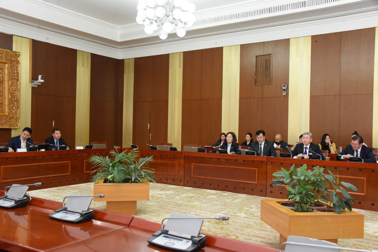 Монгол Улсын Засгийн газар, Бүгд Найрамдах Франц Улсын Засгийн газар хооронд байгуулах Санхүүгийн хэлэлцээрийн төслийг дэмжлээ