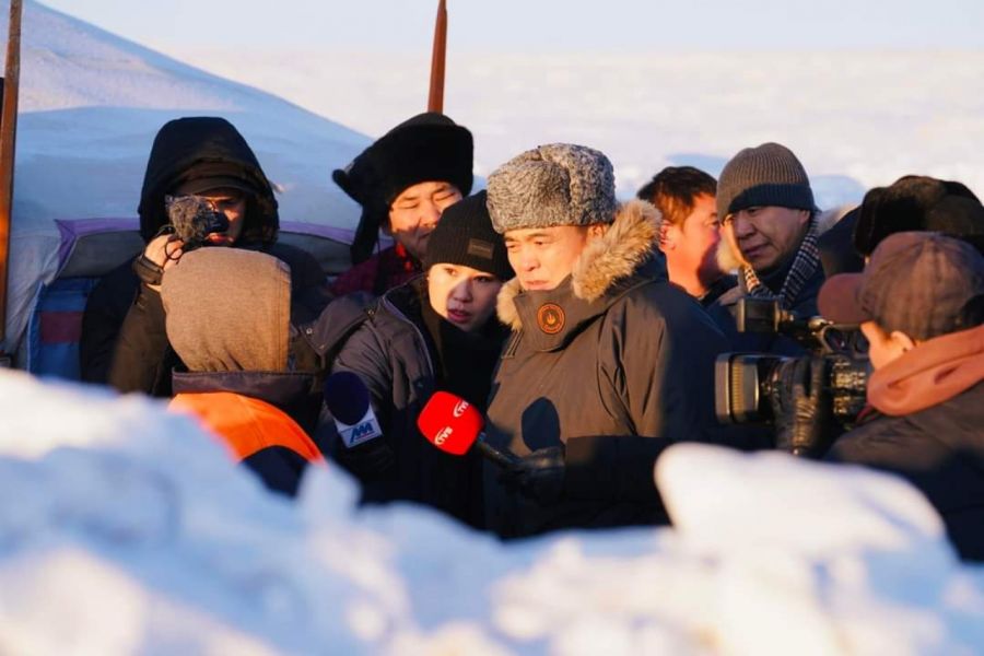 УОК-ын дарга С.Амарсайхан Дорноговь аймгийн өвөлжилт хүндэрсэн сумдад ажиллалаа