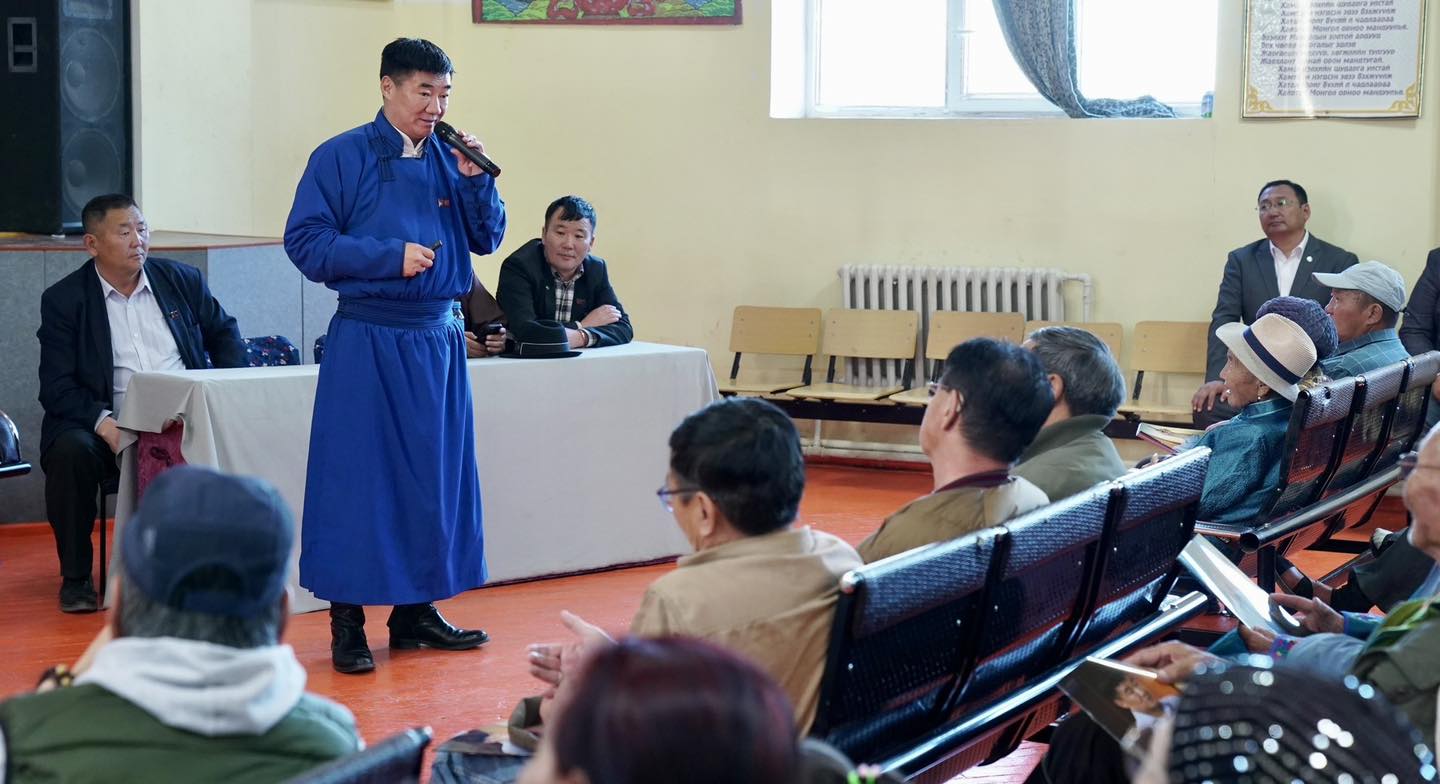 Говь-Алтай аймгийн Дэлгэр сумын иргэдтэй уулзлаа