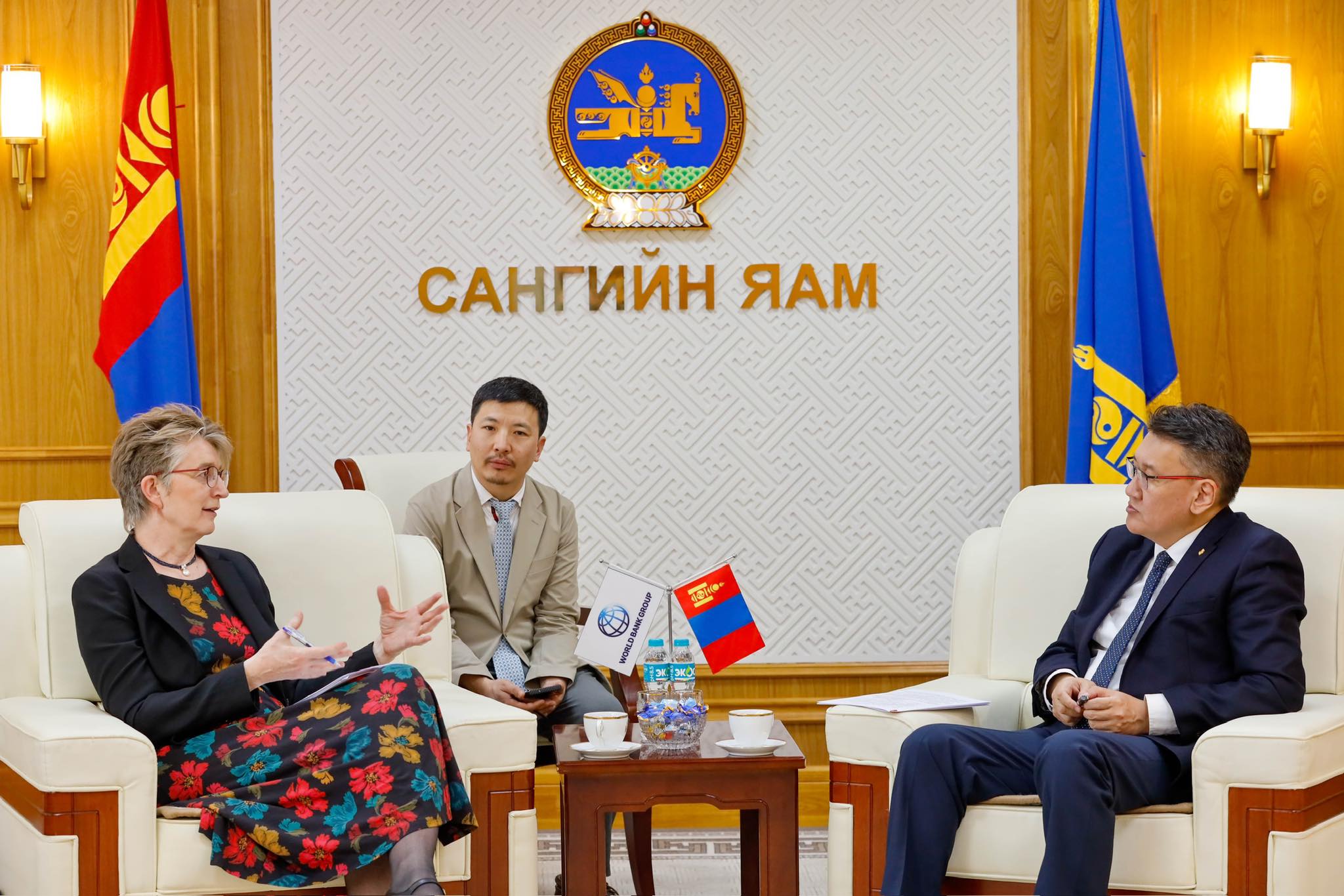 Дэлхийн банк Монгол Улсын ЗГ-ын үйл ажиллагааны хөтөлбөрийг дэмжин ажиллана