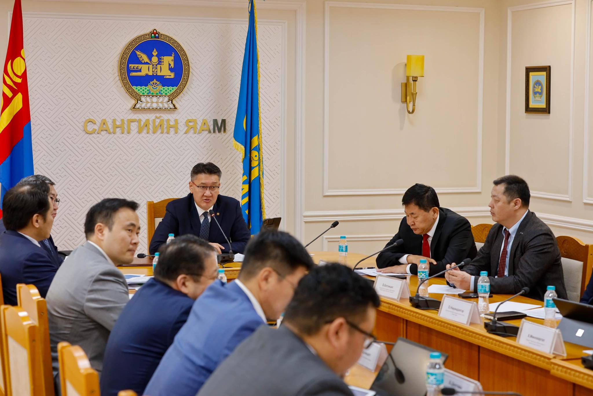Ханги боомтоор нүүрс экспортлох шинэ гарцыг нээв