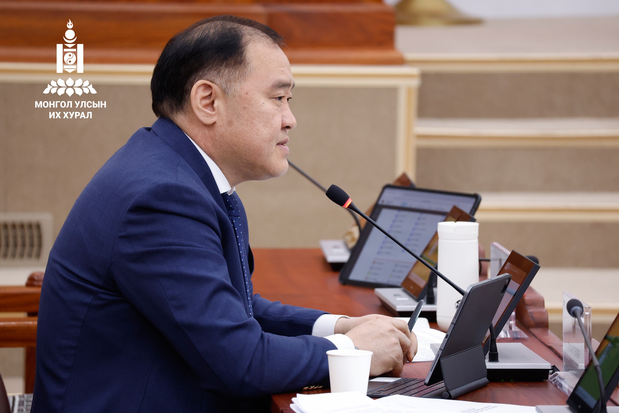 Л.Гантөмөр: АН-ын 8 сайд Засгийн газраас гарах өргөдлөө өгсөн. Цаашид МАН-тай хамтрах боломжгүй