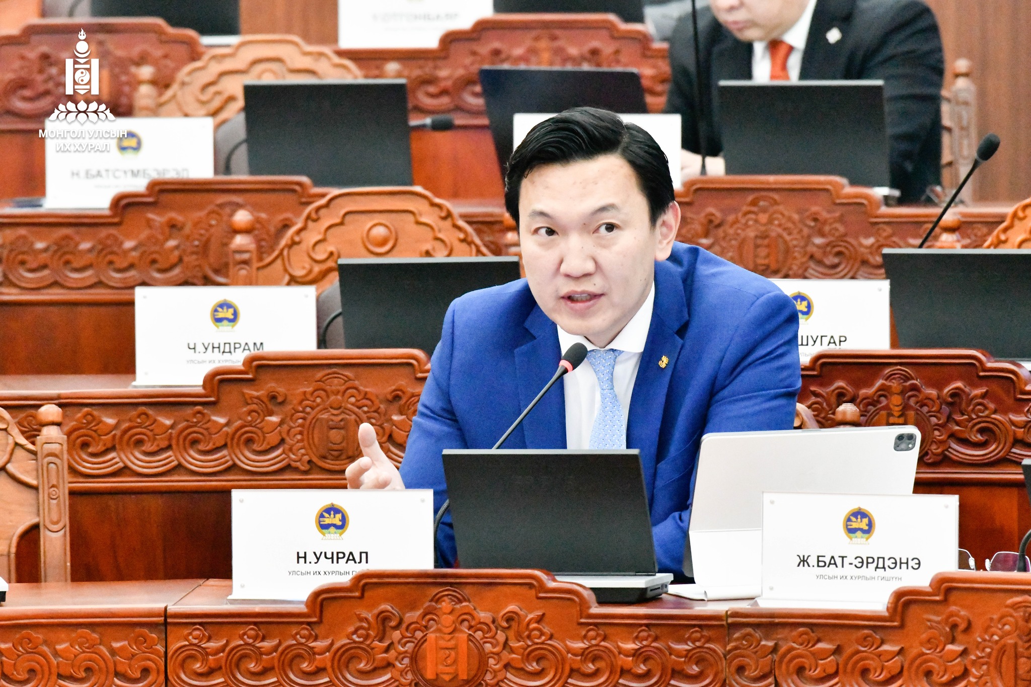 Н.Учрал: Засгийн газар машин техникээр бол эко хэмнэлтийн горимд шилжлээ